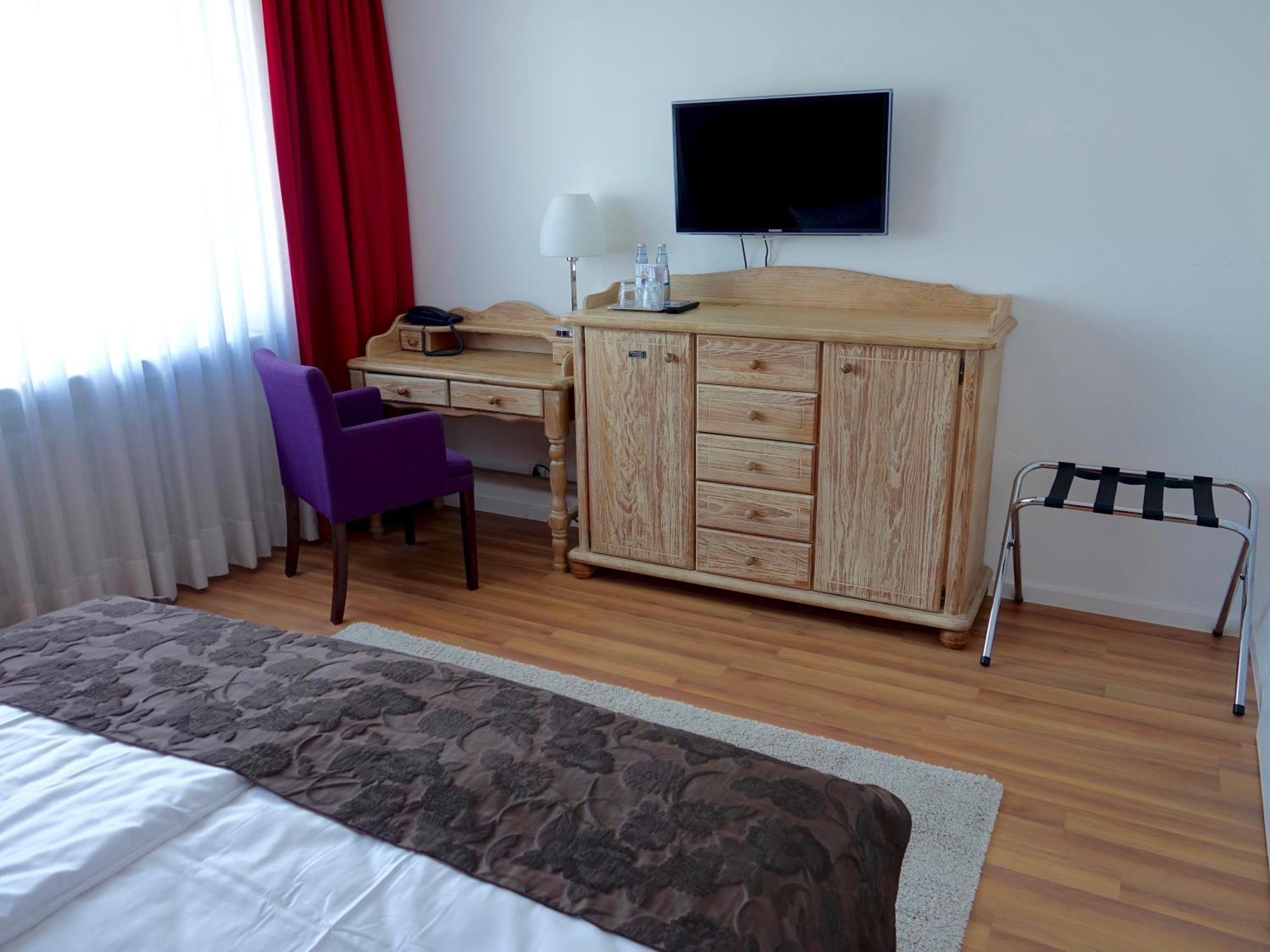 Stadthotel Langenfeld Langenfeld  Eksteriør bilde